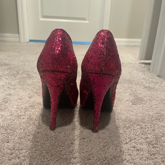 Size 8 sparkle pink heels - Picture 3 of 4